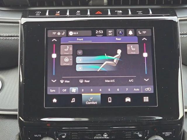 2025 Jeep Grand Cherokee L Altitude 4x4