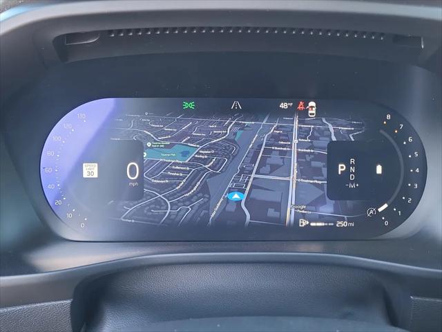 2026 Volvo XC40 Plus, B5 AWD Gas (mild hybrid), Dark