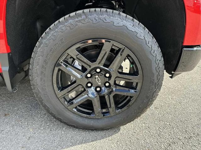 2026 Chevrolet Silverado 1500 4WD Crew Cab Short Bed Custom Trail Boss