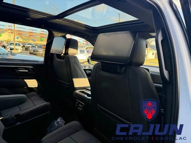 2026 Chevrolet Suburban RST, 4WD
