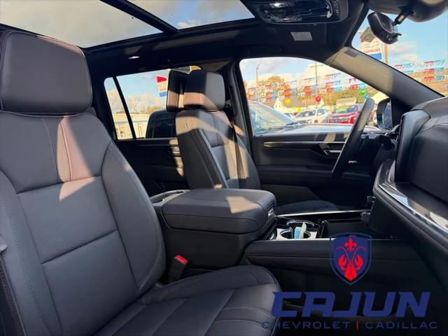 2026 Chevrolet Suburban RST, 4WD