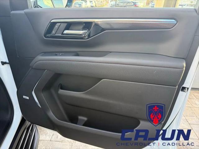 2026 Chevrolet Suburban RST, 4WD