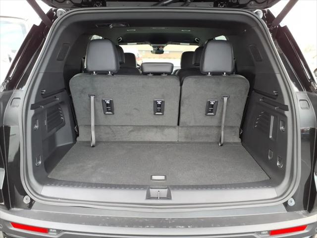 2026 Chevrolet Traverse FWD LT