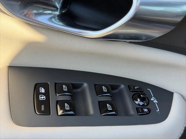 2026 Volvo XC90 Plus, B5 AWD Gas (mild hybrid), Gasoline, Bright, 7 Seats
