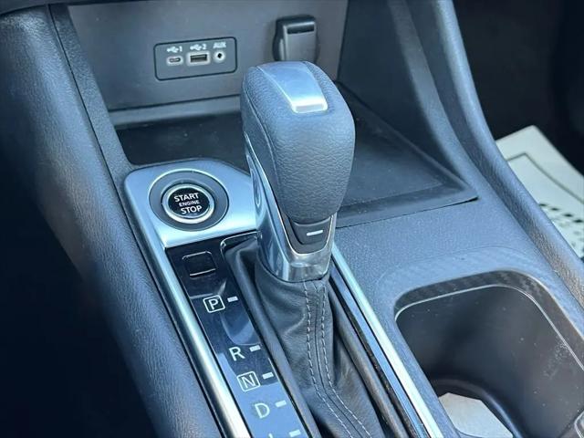2022 Nissan Sentra SV Xtronic CVT