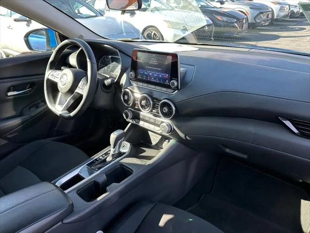 2022 Nissan Sentra SV Xtronic CVT