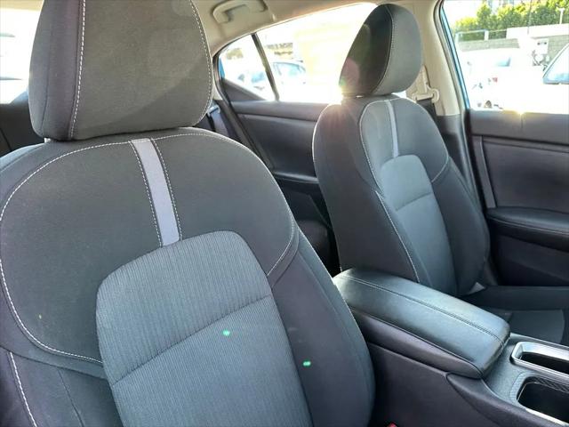 2022 Nissan Sentra SV Xtronic CVT