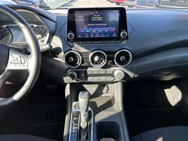 2022 Nissan Sentra SV Xtronic CVT