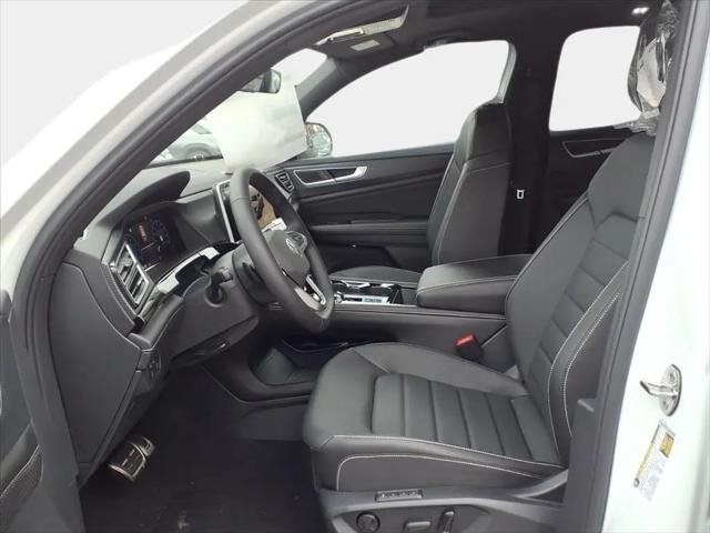 2026 Volkswagen Atlas Cross Sport SEL R-Line Black