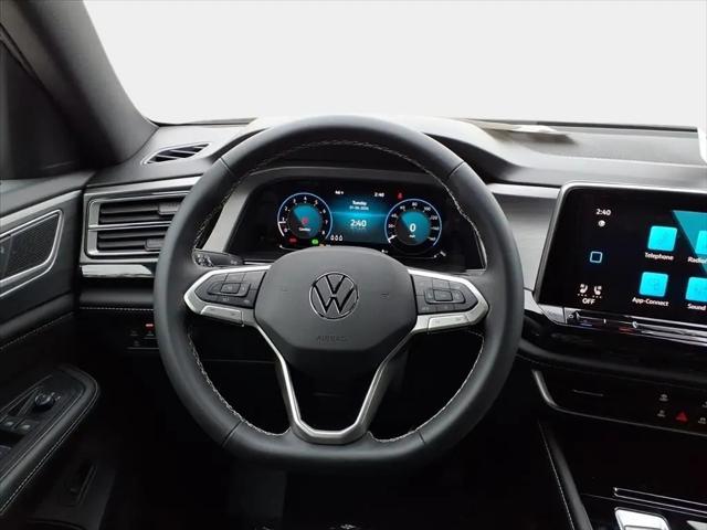 2026 Volkswagen Atlas Cross Sport SEL R-Line Black