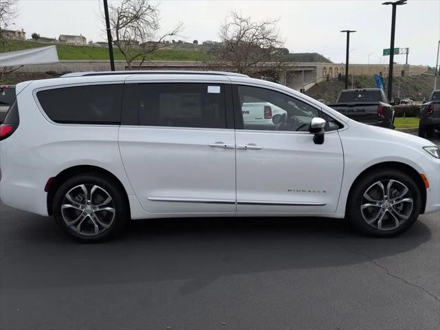 2026 Chrysler Pacifica Pinnacle AWD