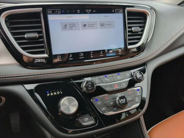 2026 Chrysler Pacifica Pinnacle AWD