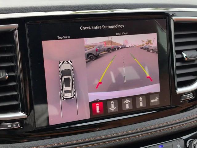 2026 Chrysler Pacifica Pinnacle AWD