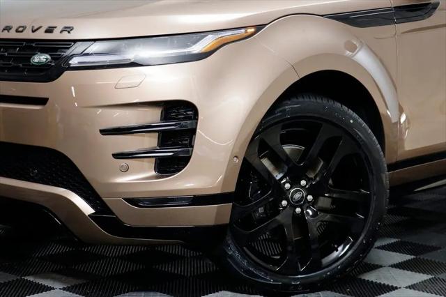 2026 Land Rover Range Rover Evoque Dynamic SE