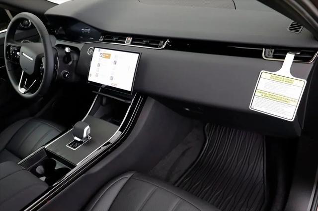2026 Land Rover Range Rover Evoque Dynamic SE