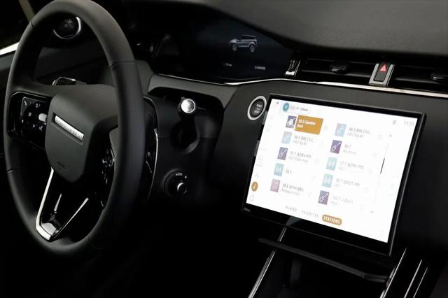 2026 Land Rover Range Rover Evoque Dynamic SE