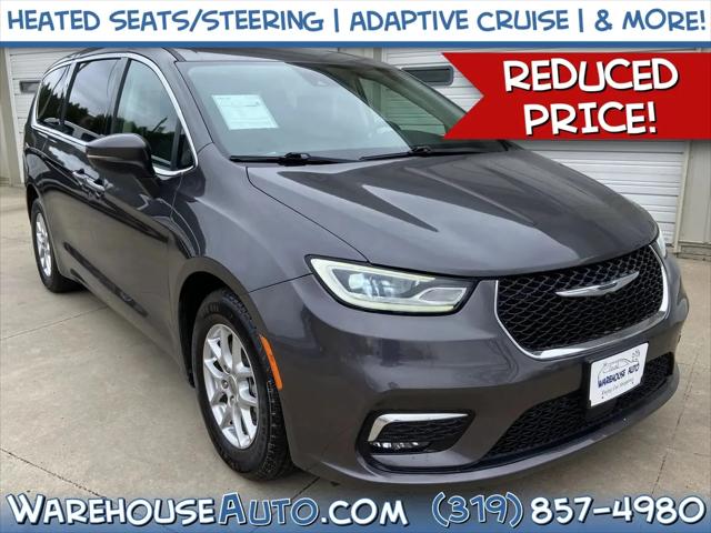 2023 Chrysler Pacifica Touring L for sale in Swisher, IA