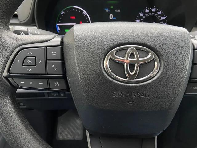 2024 Toyota Sienna LE