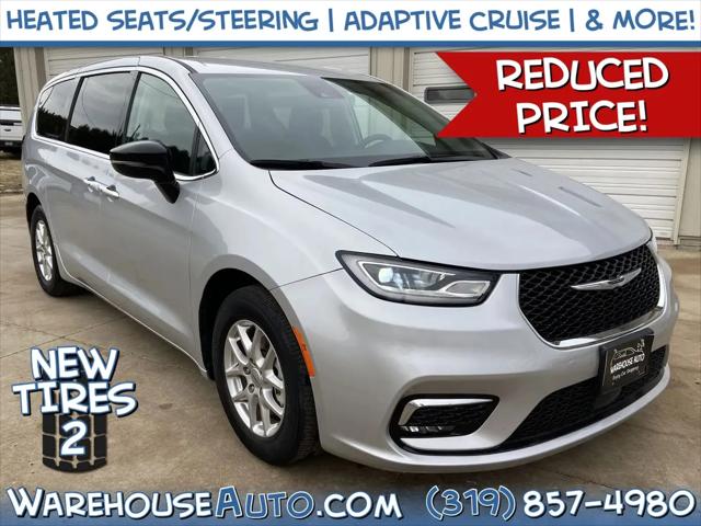 2024 Chrysler Pacifica Touring L for sale in Swisher, IA