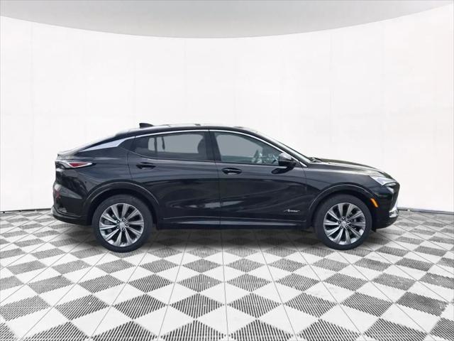 2026 Buick NV Avenir FWD