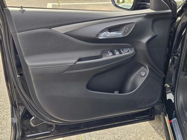 2026 Buick NV Avenir FWD