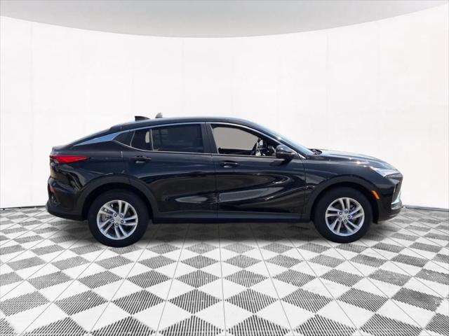 2026 Buick NV Preferred FWD