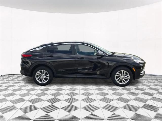 2026 Buick NV Preferred FWD