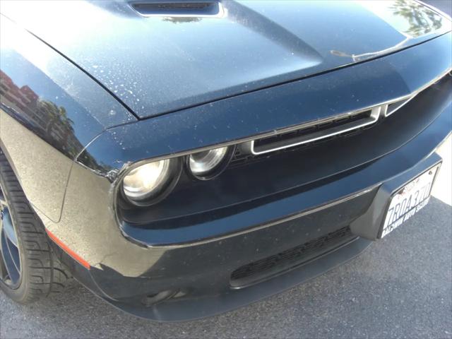 2016 Dodge Challenger SXT