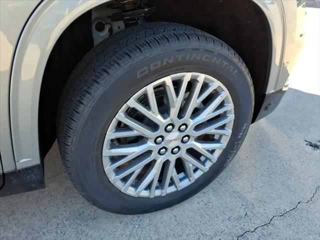 2026 GMC Acadia Denali AWD