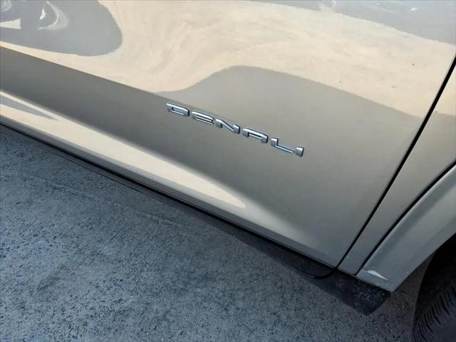 2026 GMC Acadia Denali AWD