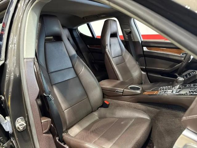 2013 Porsche Panamera 4S