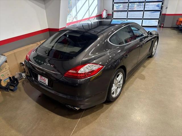 2013 Porsche Panamera 4S