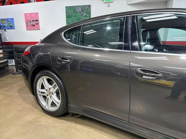 2013 Porsche Panamera 4S