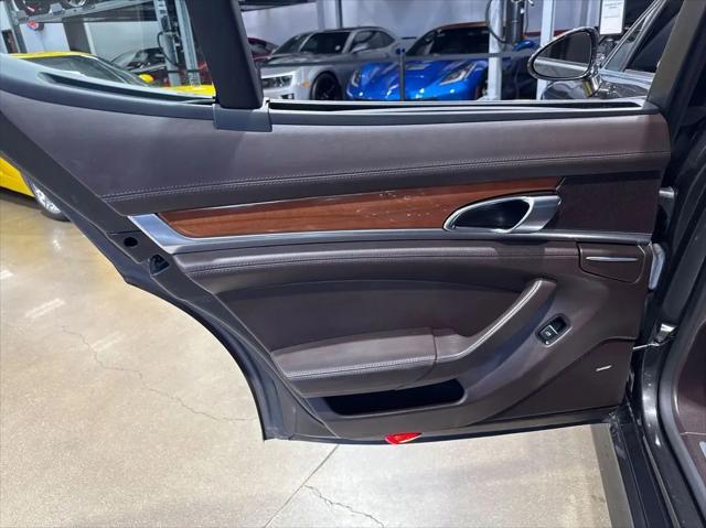 2013 Porsche Panamera 4S