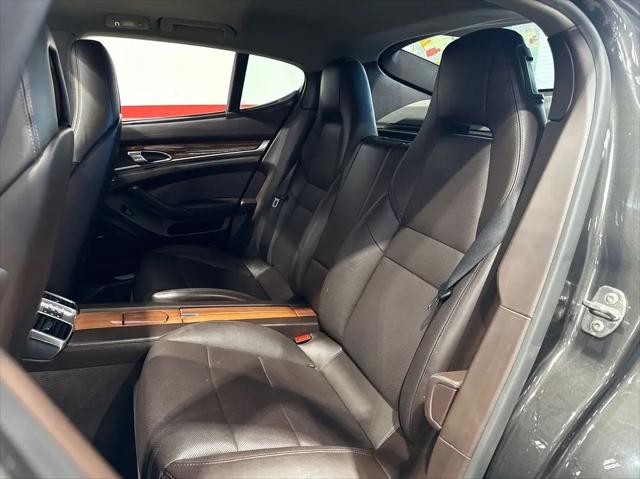 2013 Porsche Panamera 4S