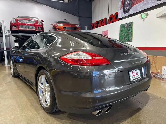 2013 Porsche Panamera 4S