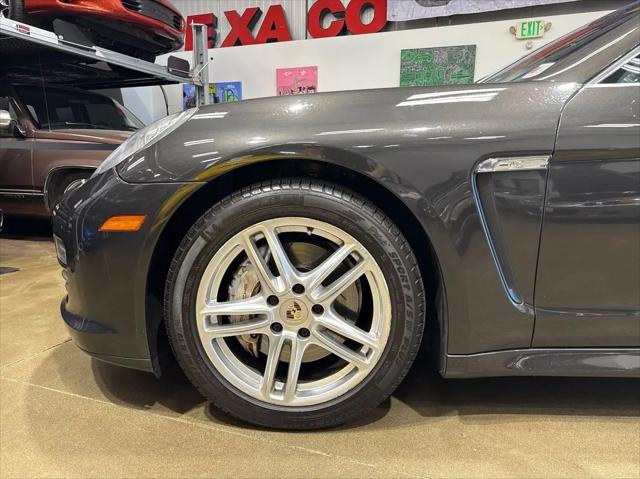 2013 Porsche Panamera 4S