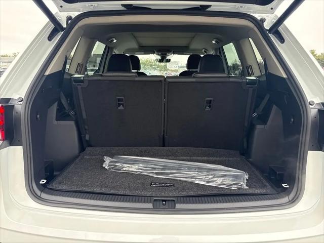 2026 Volkswagen Atlas SE with Technology