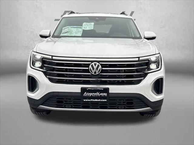 2026 Volkswagen Atlas SE with Technology