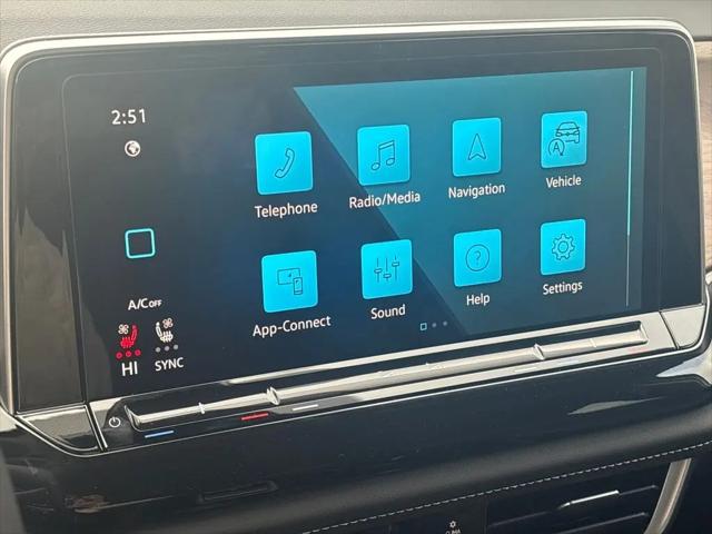 2026 Volkswagen Atlas SE with Technology