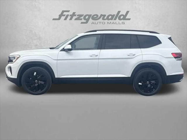 2026 Volkswagen Atlas SE with Technology