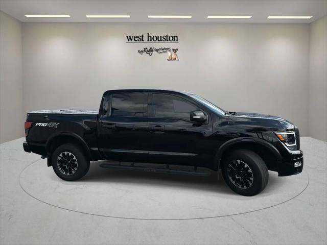 2020 Nissan Titan Crew Cab PRO-4X 4x4