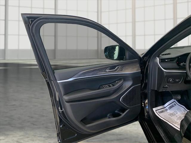 2026 Jeep Grand Cherokee Limited Reserve