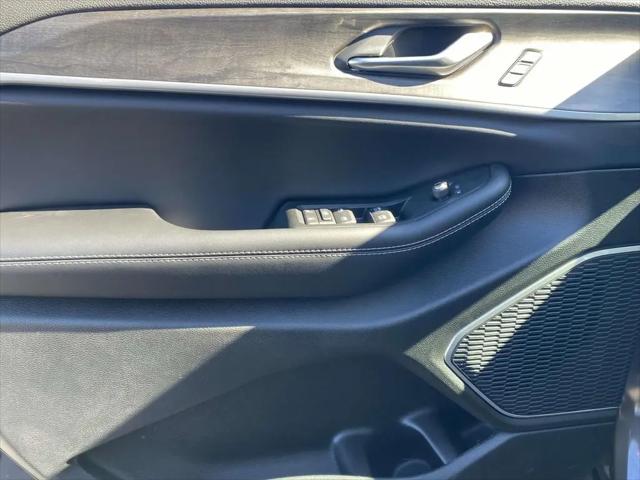 2026 Jeep Grand Cherokee Limited 4x2
