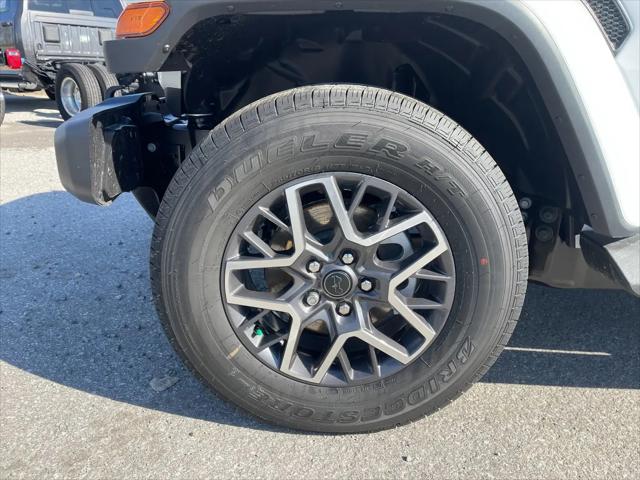 2026 Jeep Wrangler 4-Door Sahara 4x4