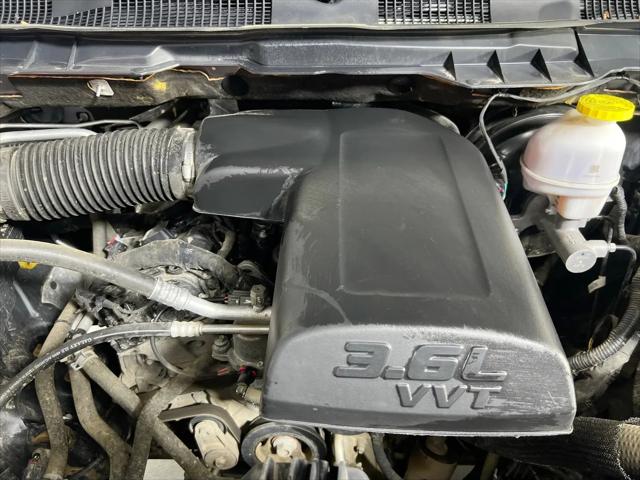 2022 Ram 1500 Classic Warlock Quad Cab 4x4 6'4" Box