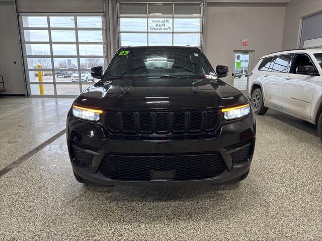 2023 Jeep Grand Cherokee Altitude 4x4