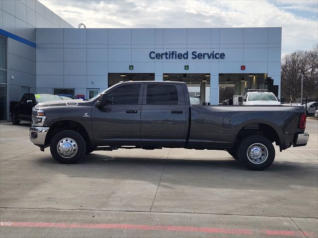 2026 RAM Ram 3500 RAM 3500 TRADESMAN CREW CAB 4X4 8 BOX