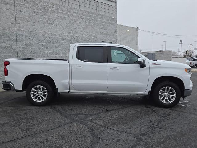 2022 Chevrolet Silverado 1500 4WD Crew Cab Standard Bed LT