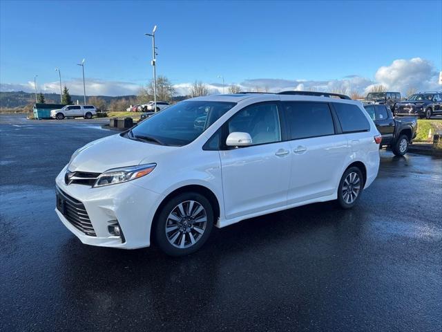 2020 Toyota Sienna Limited Premium